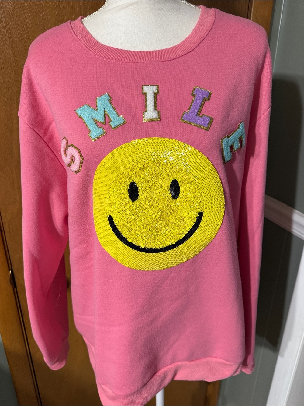 She + Sky Pink Smiley Sequin Sweatshirt Size L